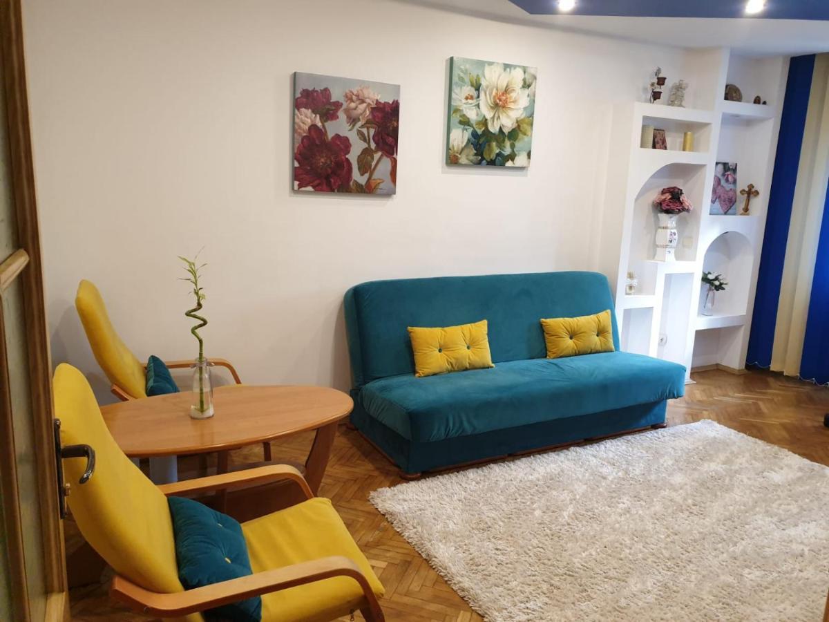 3 Camere Central Iasi Luaran gambar
