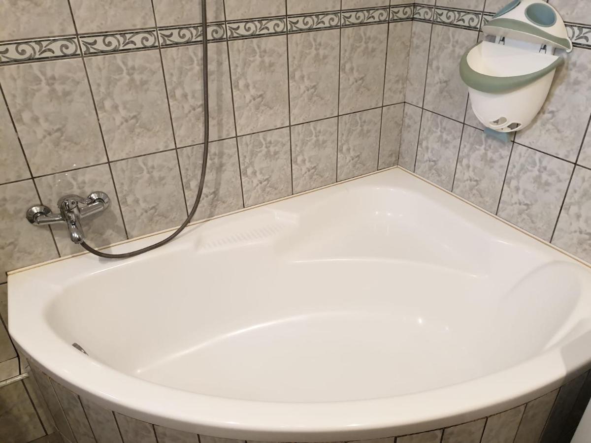 3 Camere Central Iasi Luaran gambar