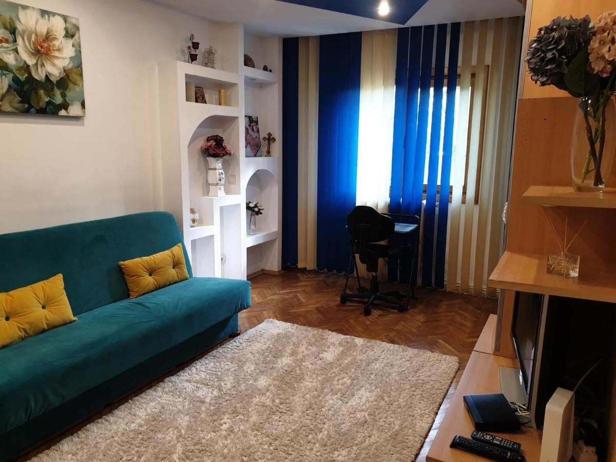 3 Camere Central Iasi Luaran gambar