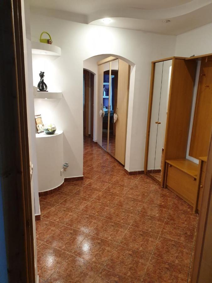 3 Camere Central Iasi Luaran gambar