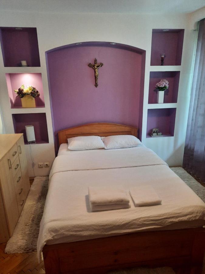 3 Camere Central Iasi Luaran gambar