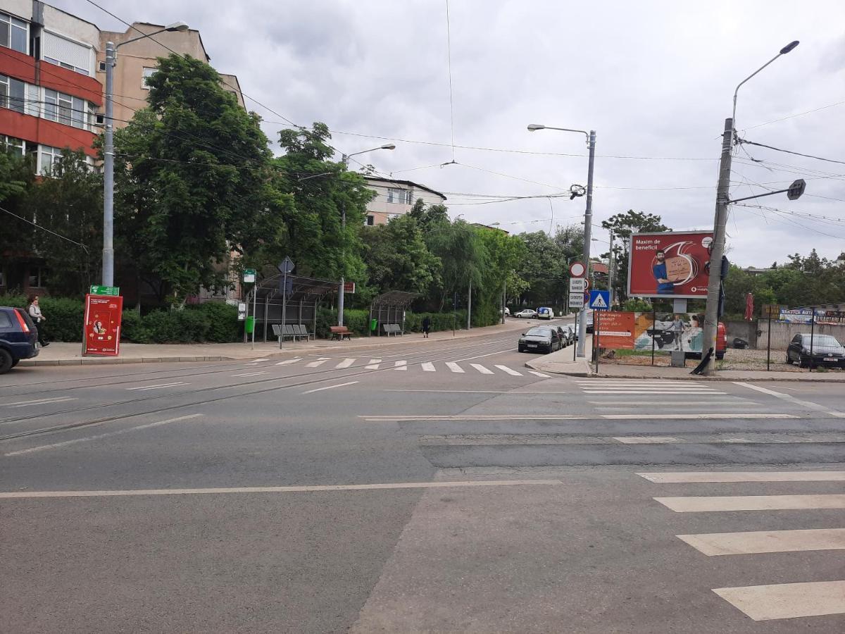 3 Camere Central Iasi Luaran gambar